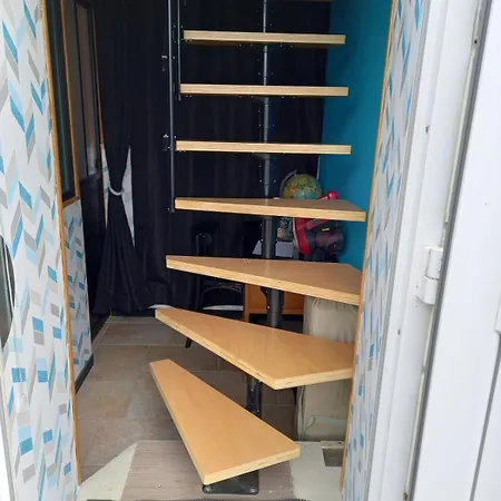 Dans Longere En Pierre A La Campagne * Saint-Ovin